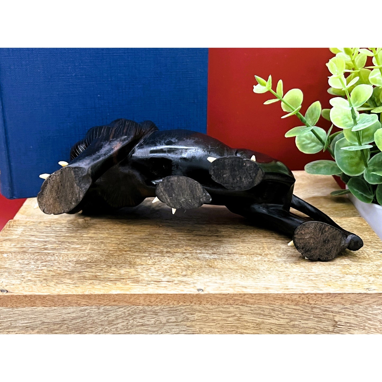 Hand-Carved Ebony Lion Sculpture with Bone Accents 7-Inch Art Decor