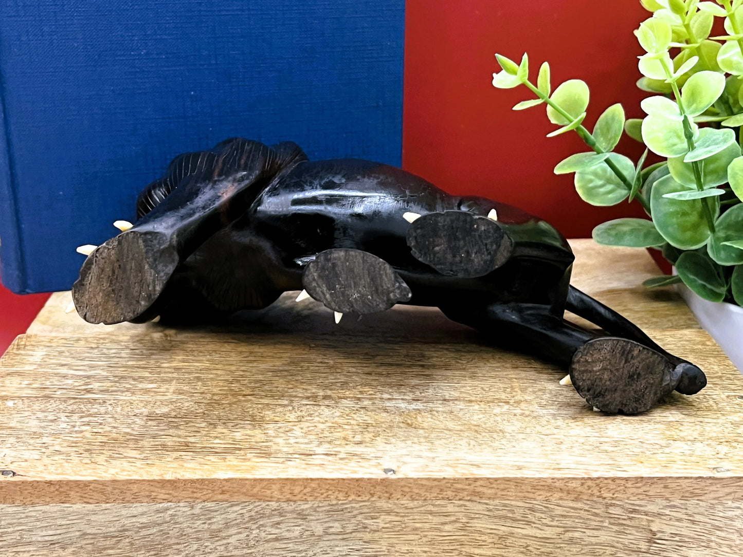 Hand-Carved Ebony Lion Sculpture with Bone Accents 7-Inch Art Decor
