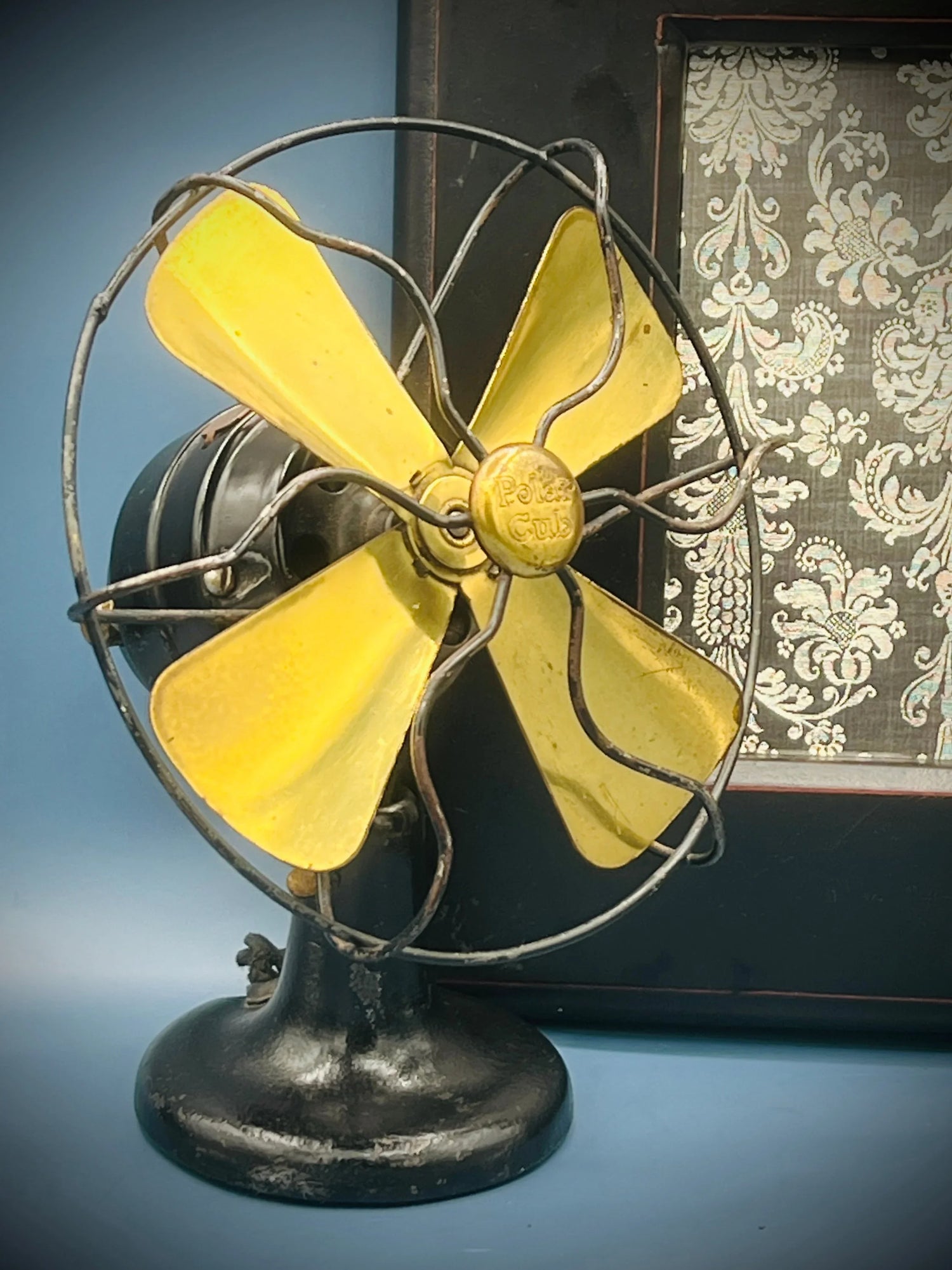 Antiques & Vintage