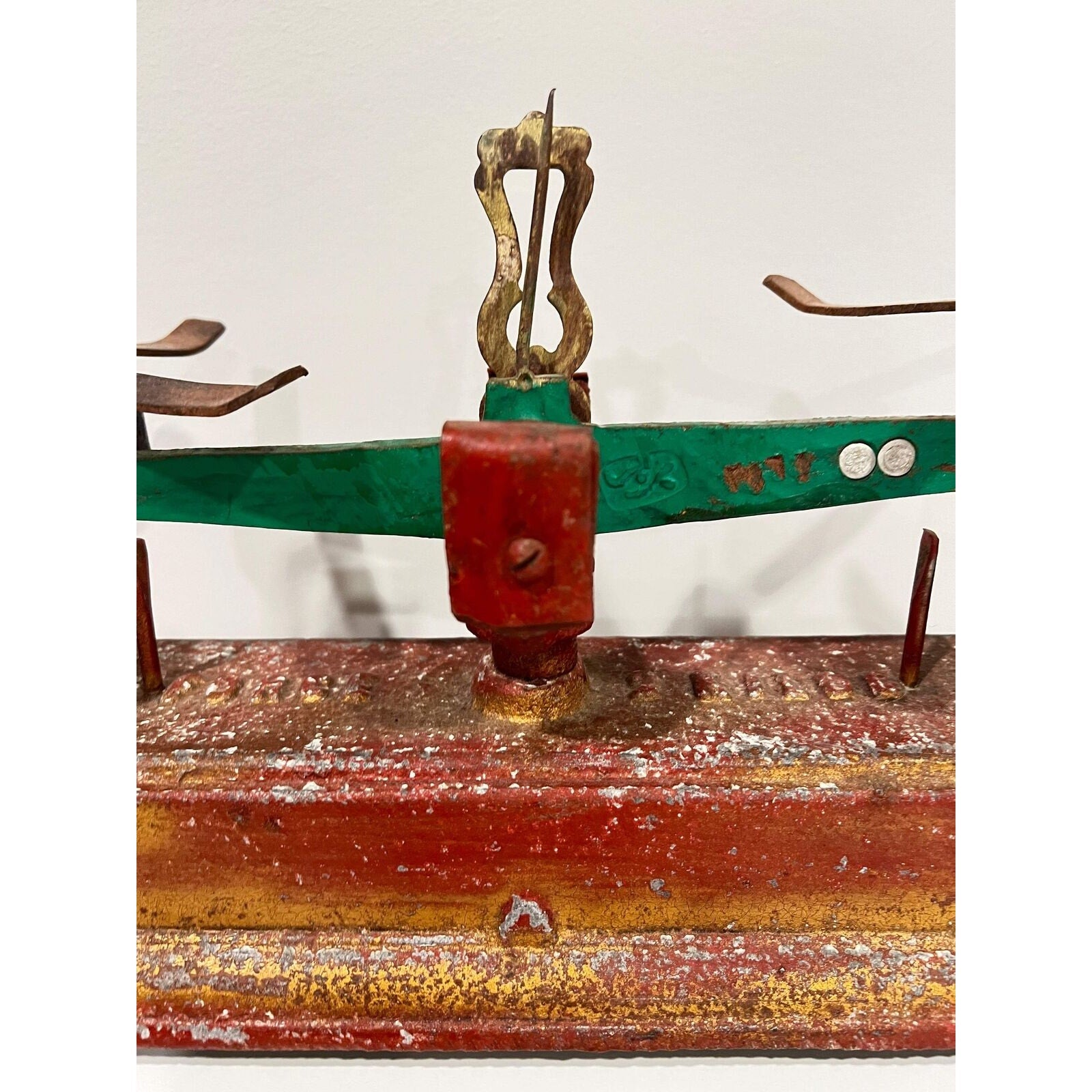 Antique FORCE 2 KILO G Cast Iron Balance Scale