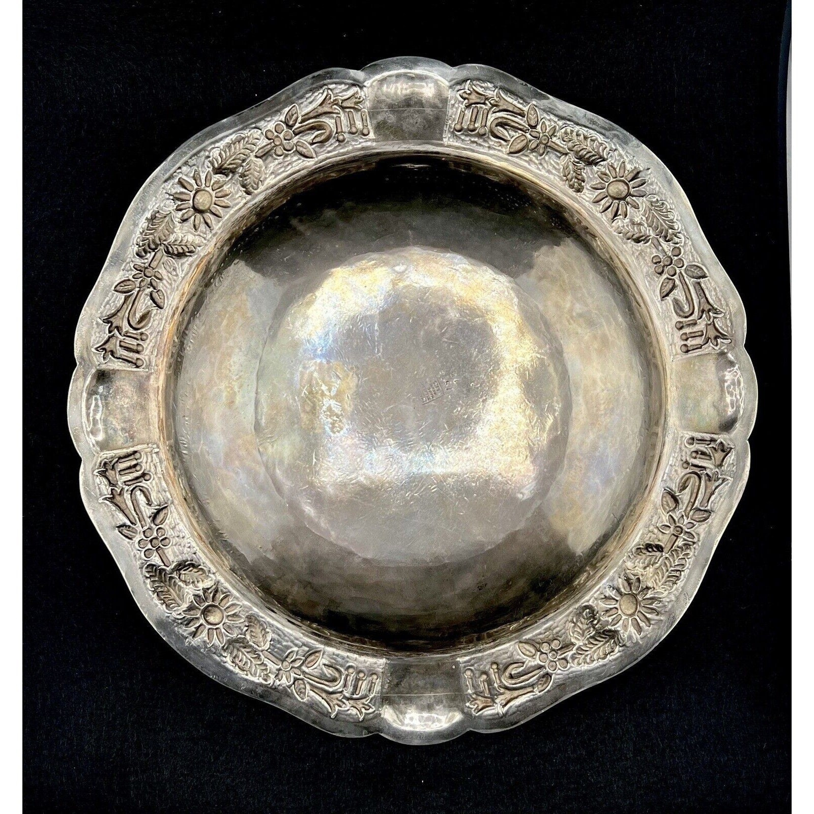 Maciel Mexico 925 sterling silver bowl with repousse floral border, rare mid-century centerpiece.