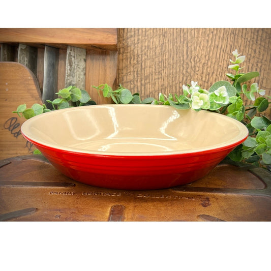 Le Creuset 9" Red Stoneware Pie Dish - Excellent Condition