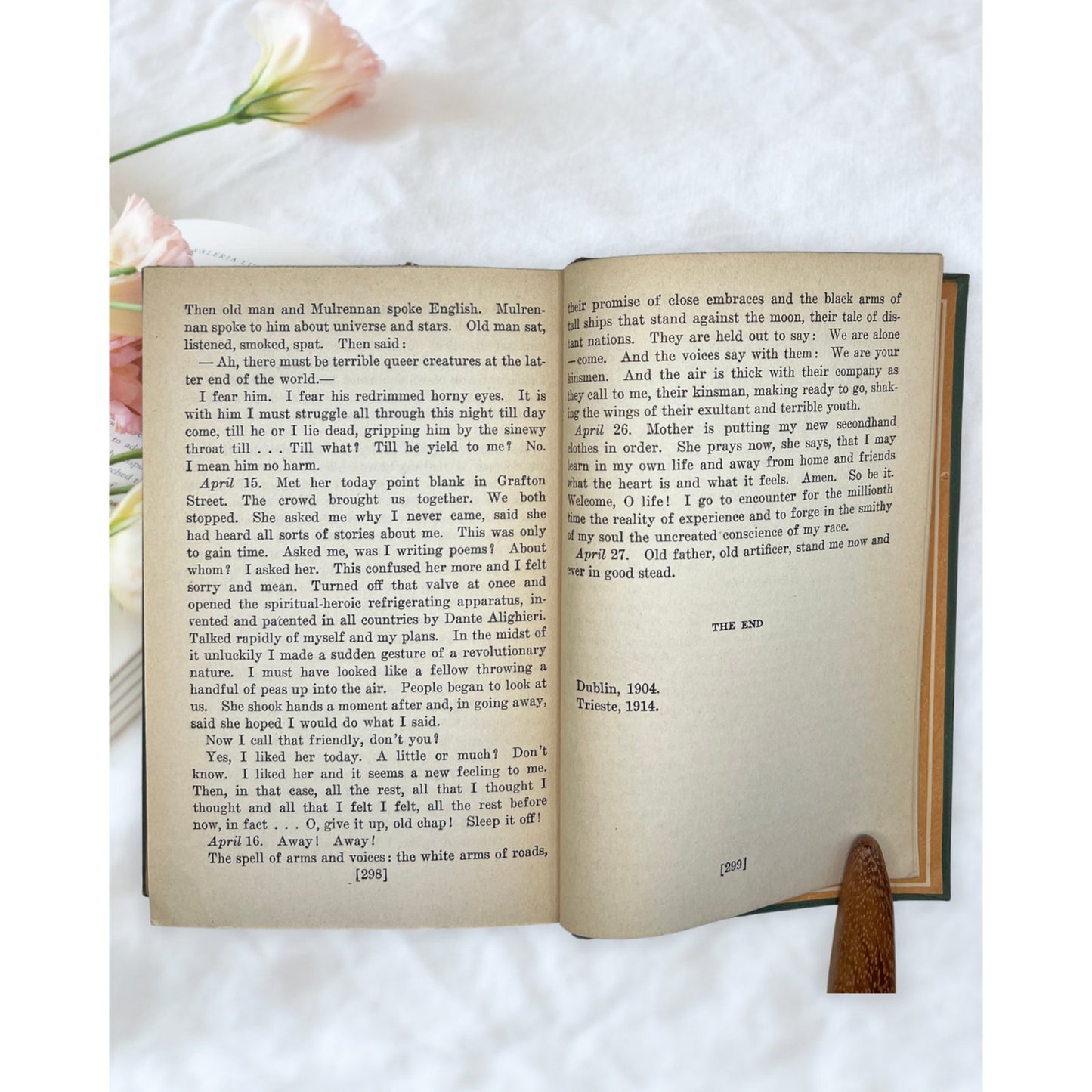 Vintage A Portrait of the Artist as a Young Man James Joyce Modern Library Book