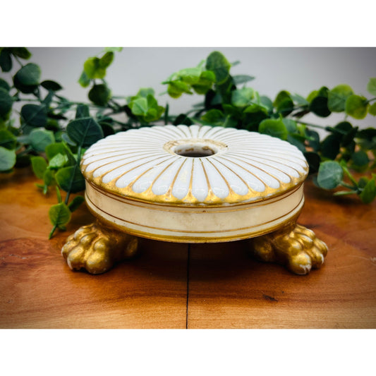 Elegant Vintage Italian Creazione Artigiana di Monte Biscuit Porcelain Decorative Stand with Gilt Paw Feet