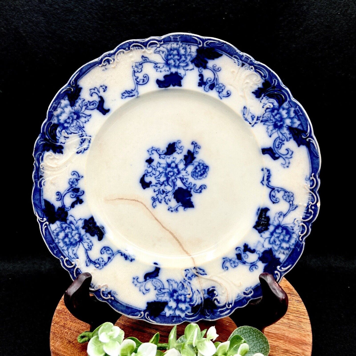 Senator Crown Semi-Porcelain Flow Blue Plate, Cliff England, 1878-1904