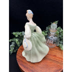 Royal Doulton Vintage “Fair Lady” Figurine HN 2193, 1962