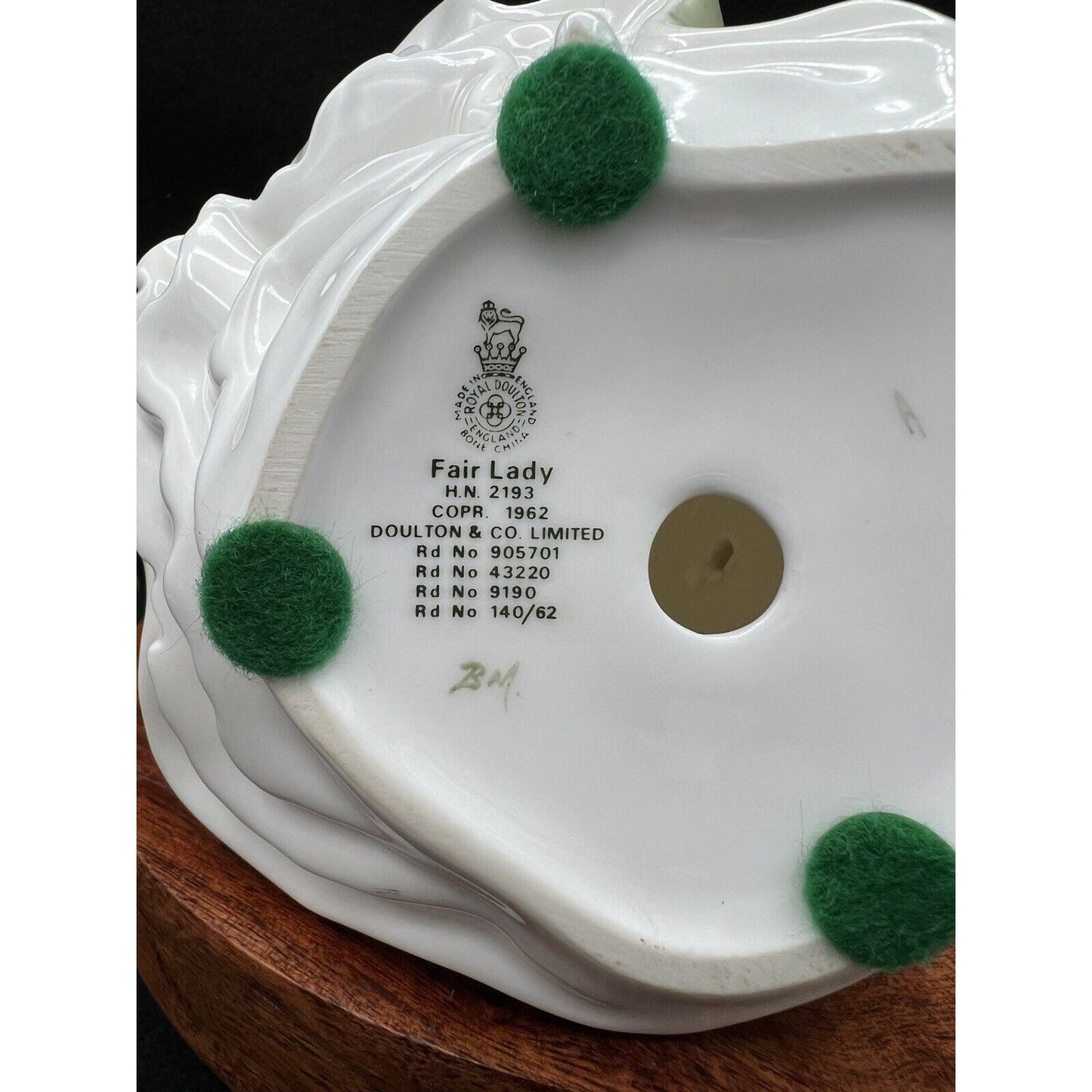 Royal Doulton Vintage “Fair Lady” Figurine HN 2193, 1962